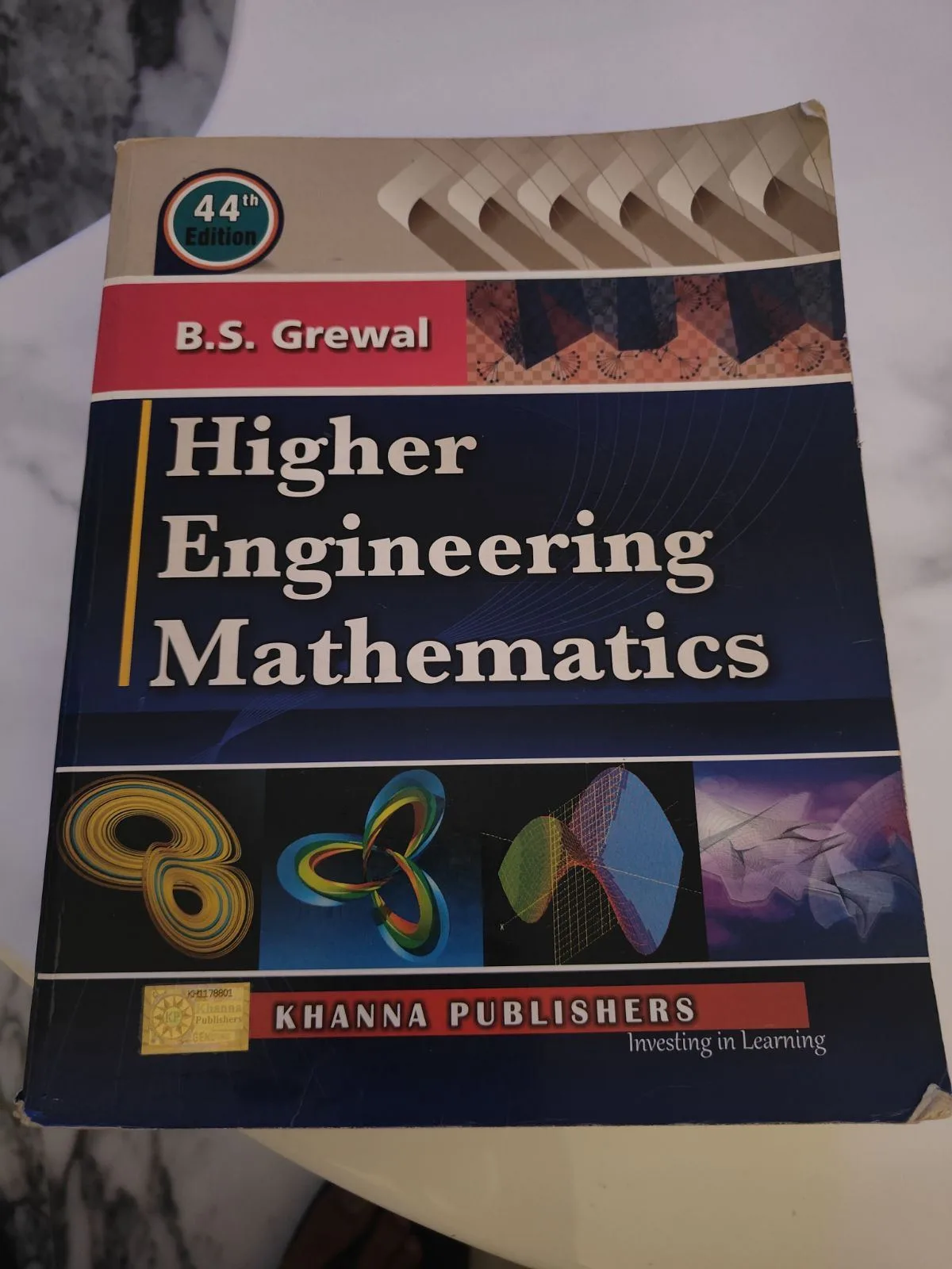 Books — photo 2