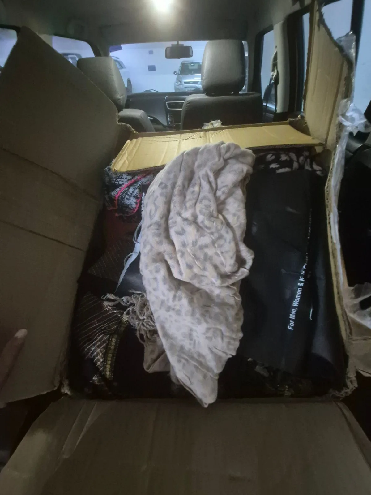 clothes, shoes, bags — photo 2