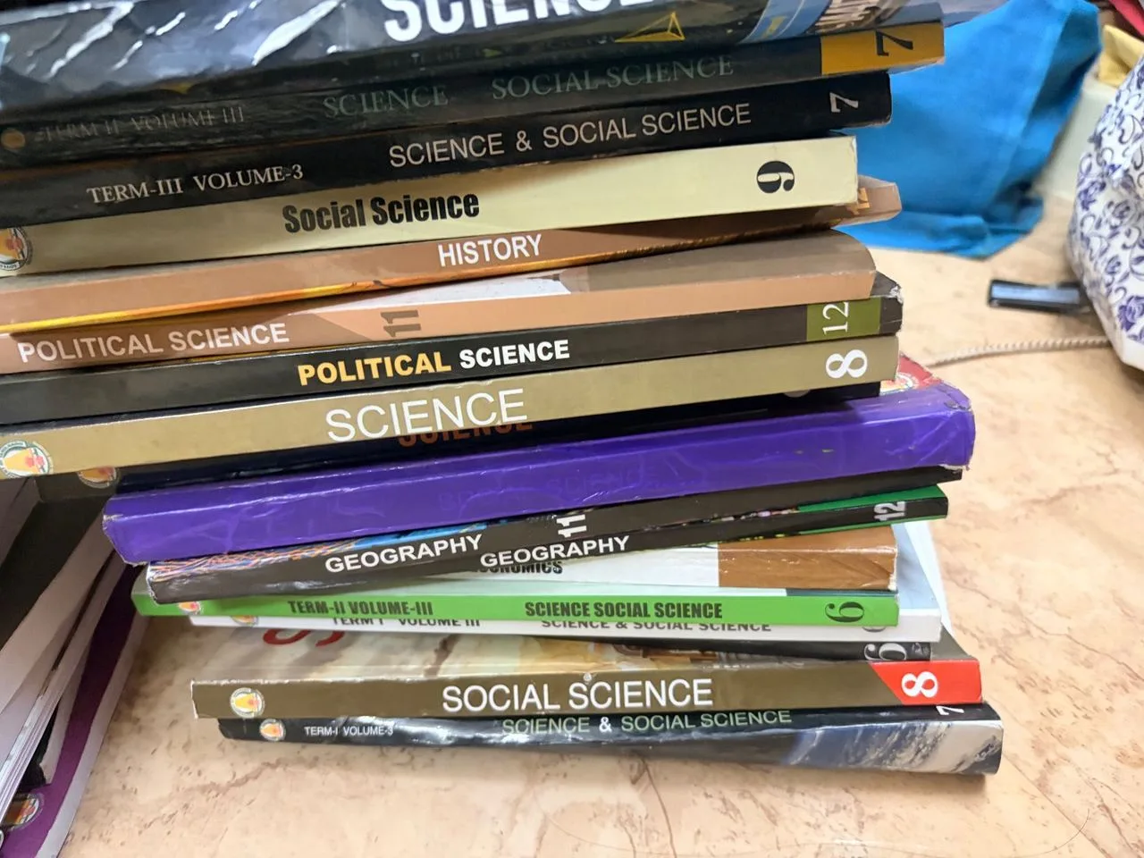 Books — photo 2