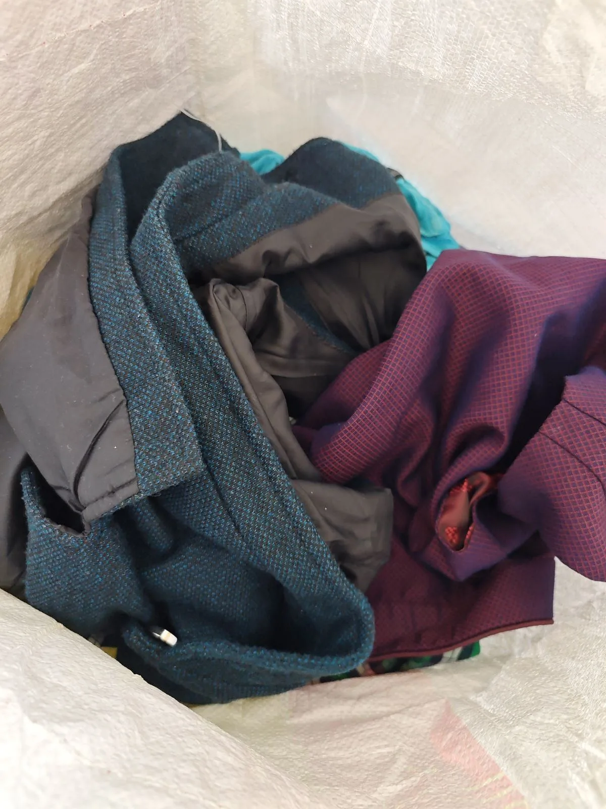 Pant, shirt, jacket, sweater rain coat — Parna