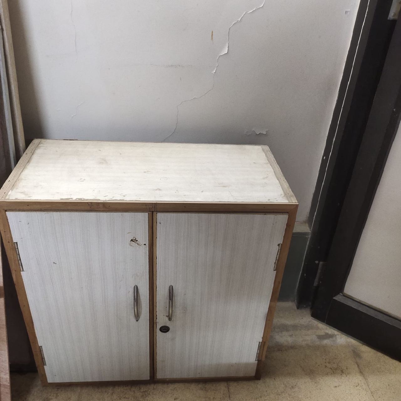 2 Wooden shelf 3x1ft/2x1ft and 2 cot of 2.5x6ft — photo 3
