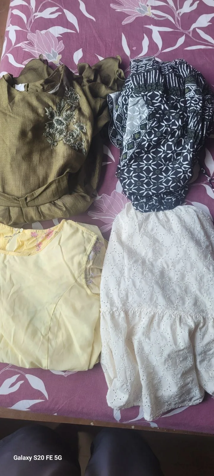 Used cloths in wearable condition for 9-10 years oldgirl — photo 3