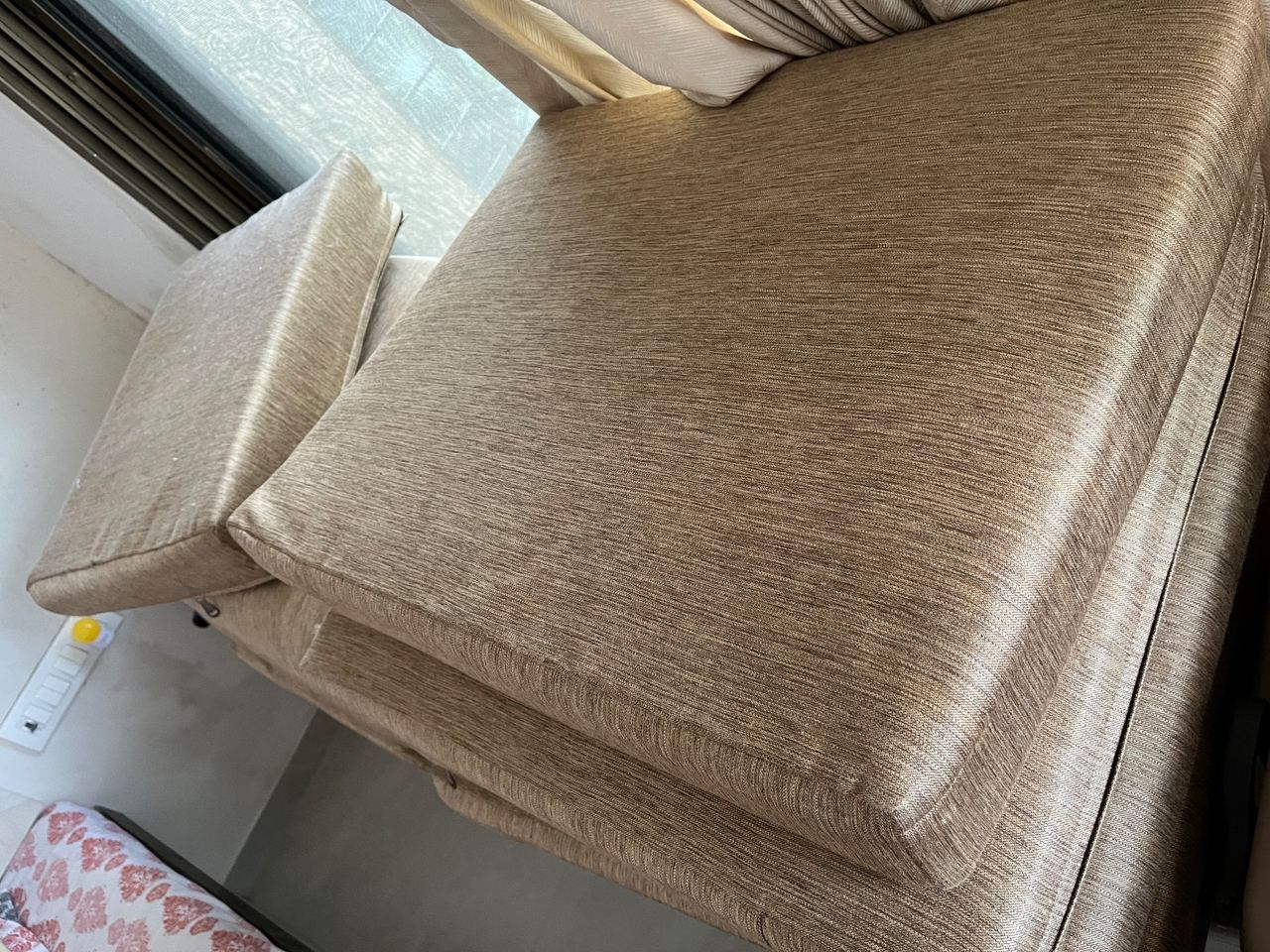 Sofa cushions — photo 3