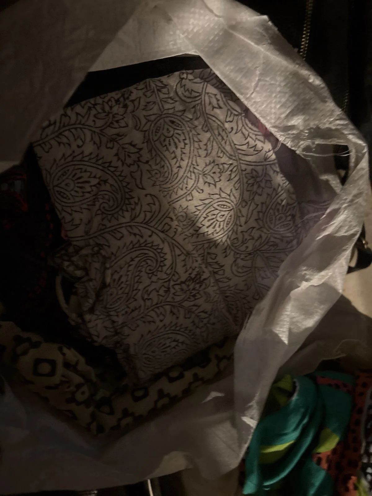 Women clothing — photo 2