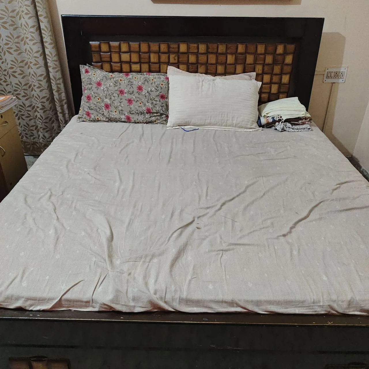 2 wardrobe and 1 double bed — photo 2