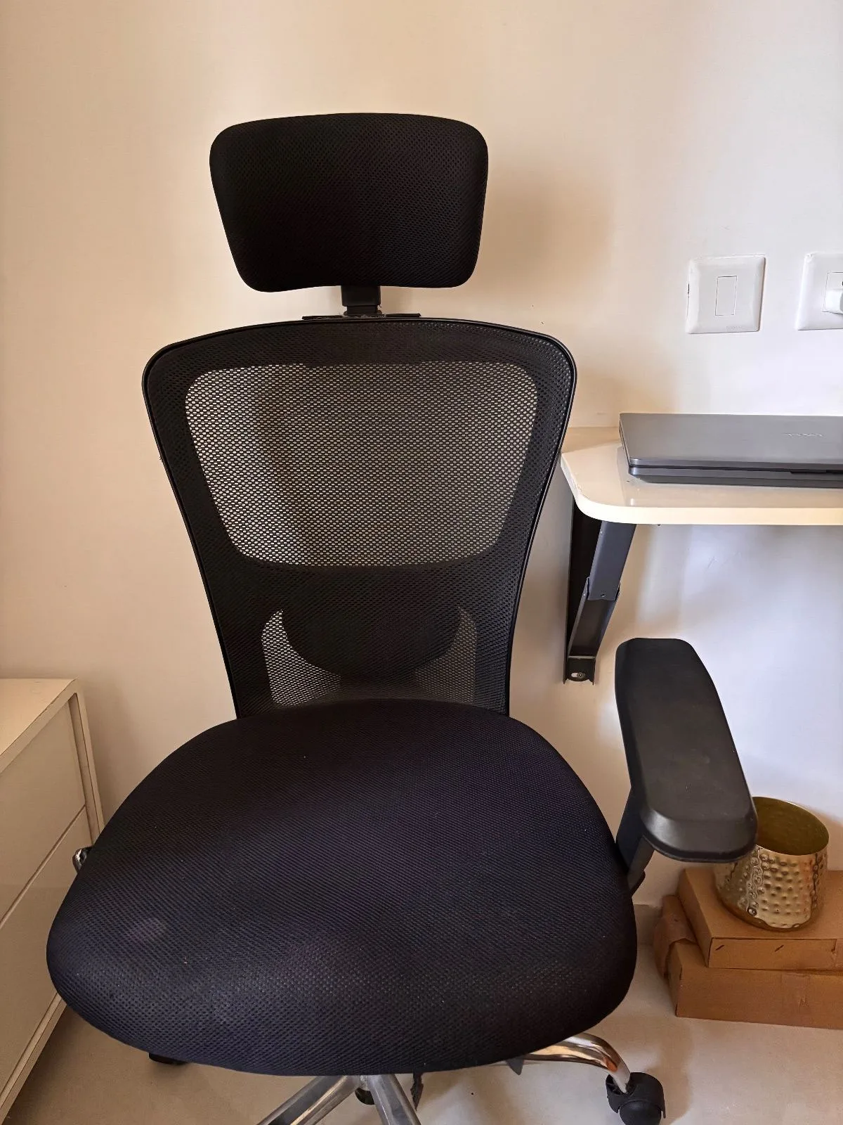 Diwan ,swing,teapoi,laptoptable,laptop chair,tub chaira stools — Furniture donation in Secunderabad — photo 1