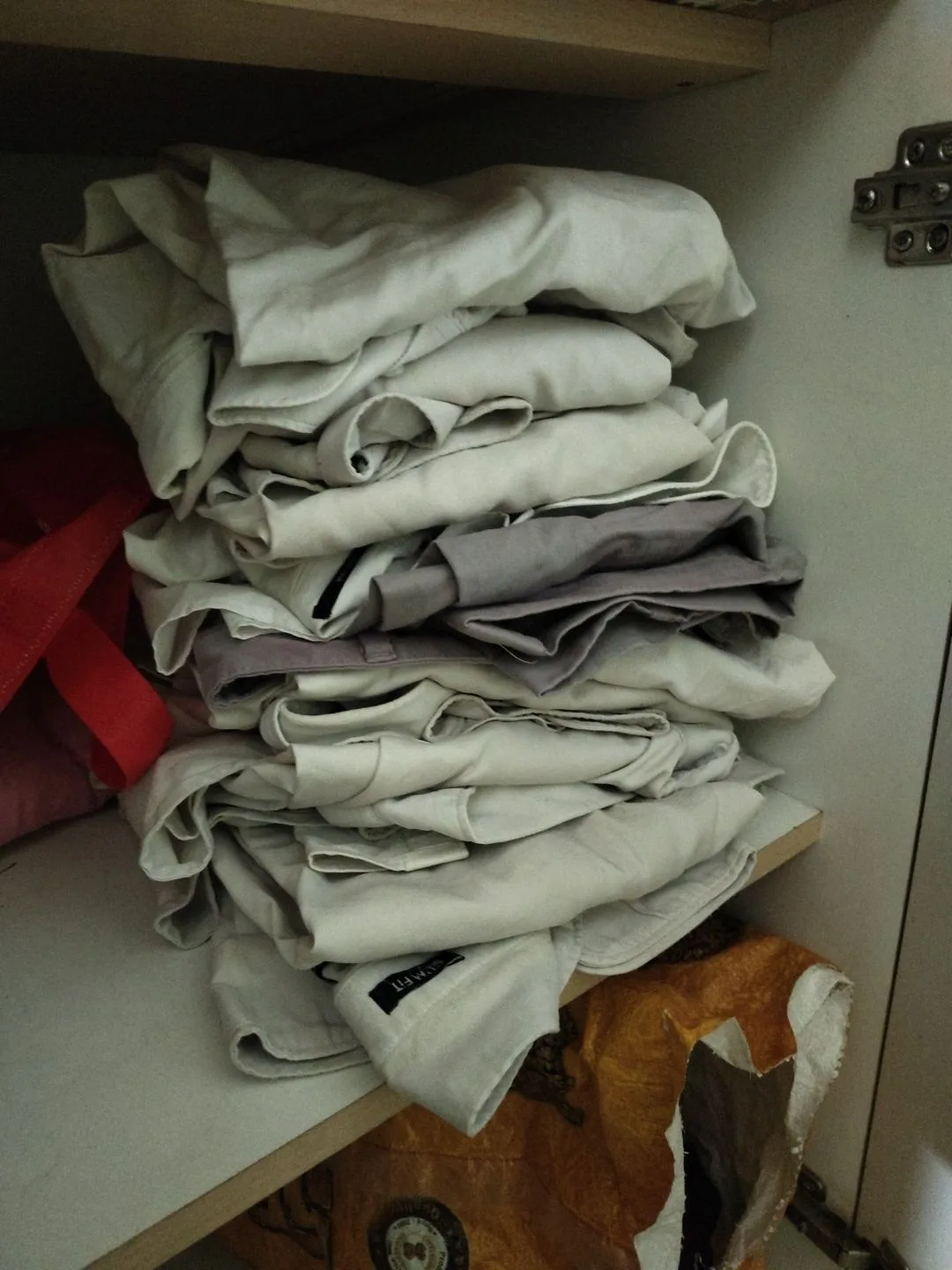 Clothes — photo 2