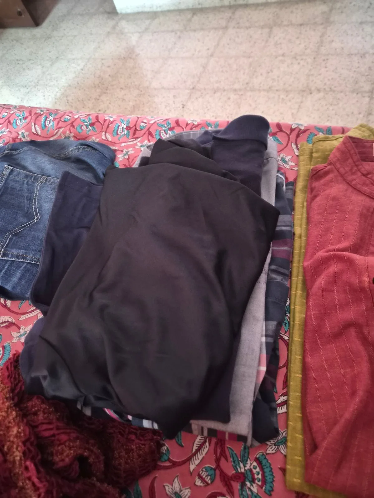 6 pants including 1 jeans, 2 half kurtas +1 long kurta, 2 half sleeve shirts, 1 t shirt, 1 shirt, 1 pair thermal wearts — Bengaluru