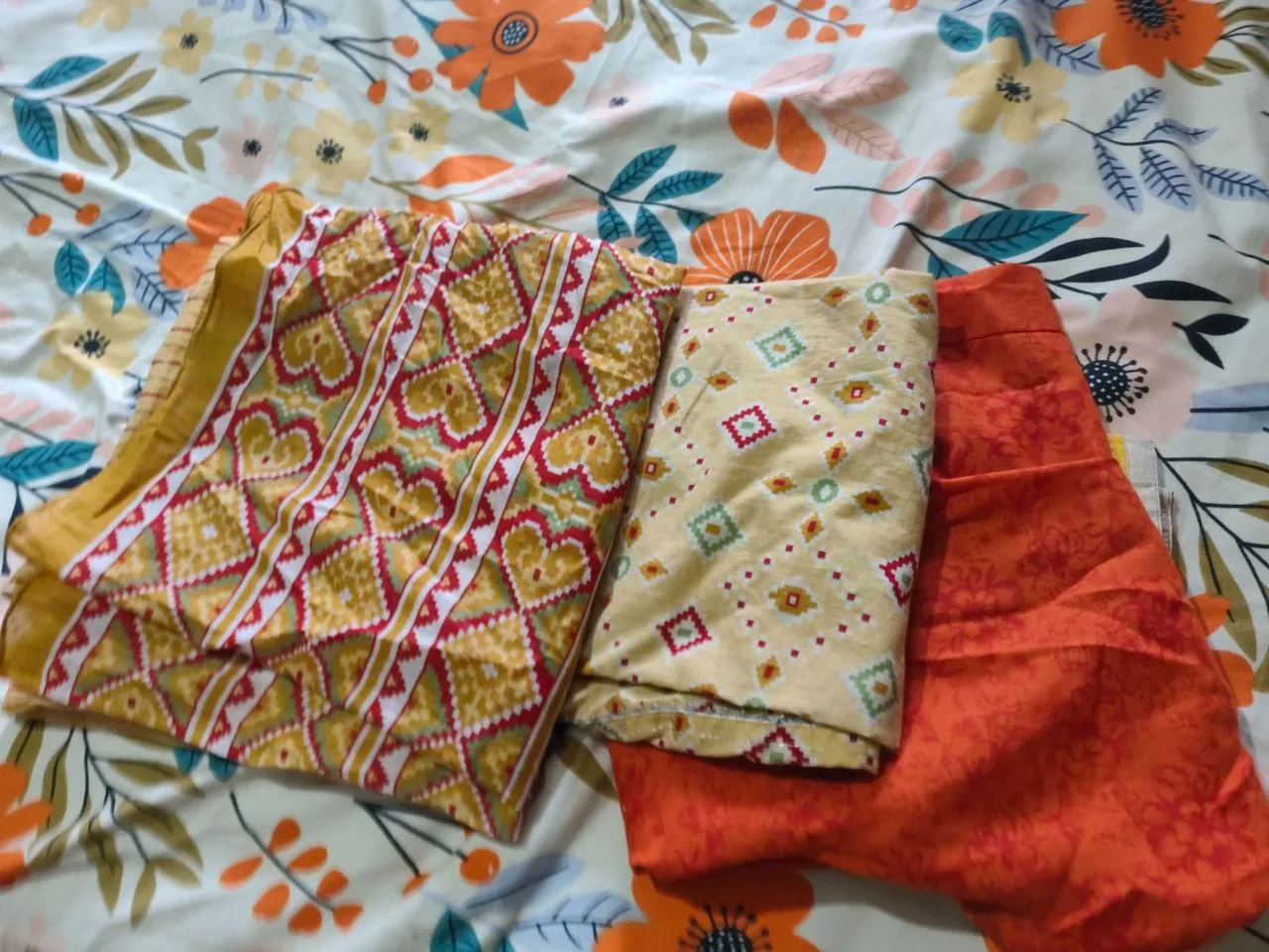 Clothes — photo 3