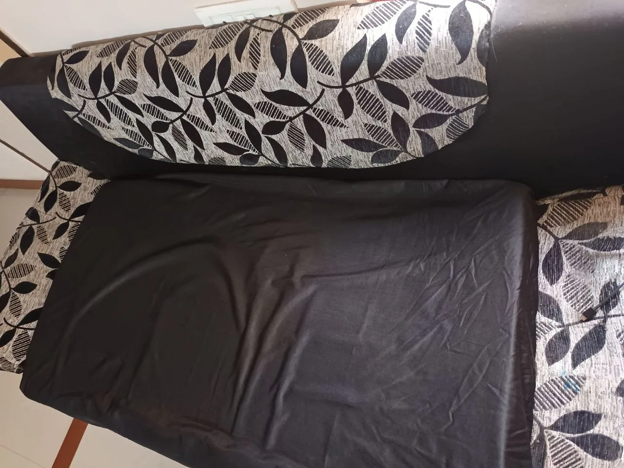 3/2 seater sofas — Ahmedabad