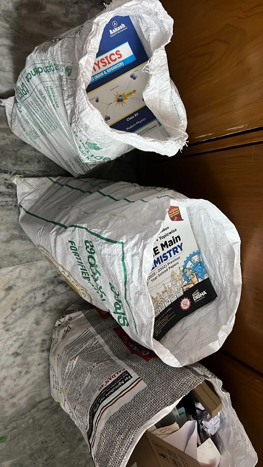 JEE Mains and Advance Books 2025 — photo 2