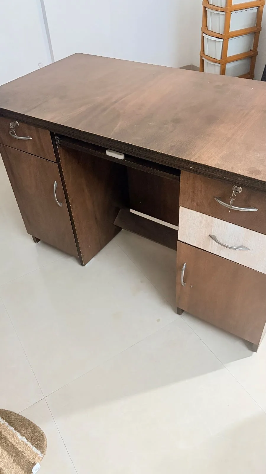 Wooden study table — photo 2