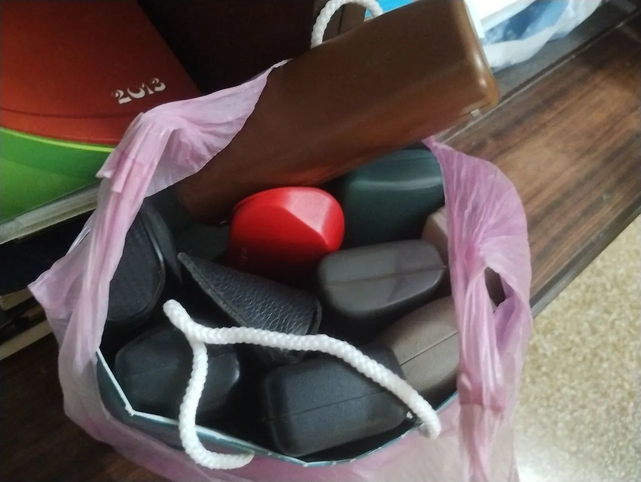 Spectacle cases — Vadodara