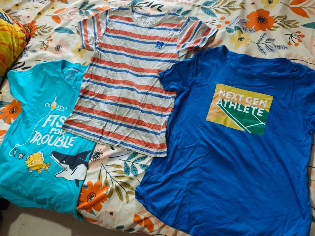 Clothes — photo 2