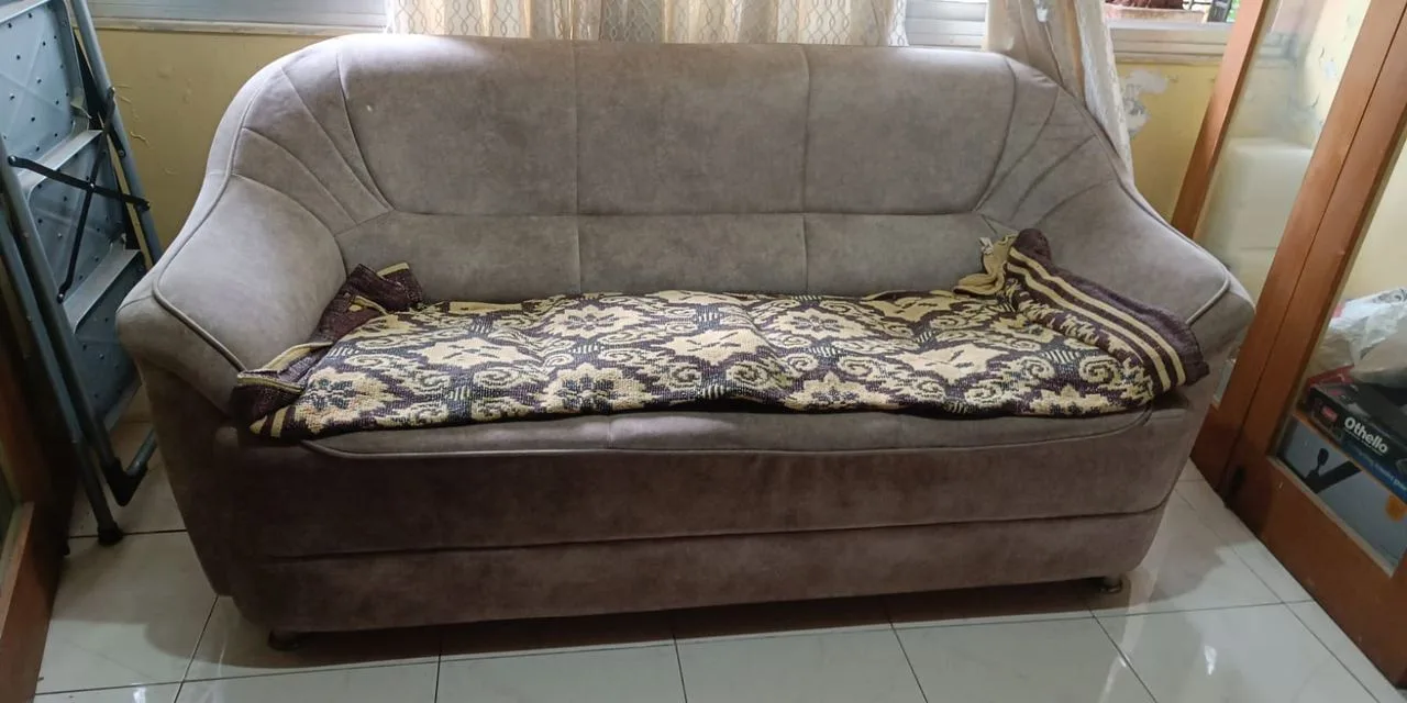 3 seater fabric sofa + glass center table — Goregaon east