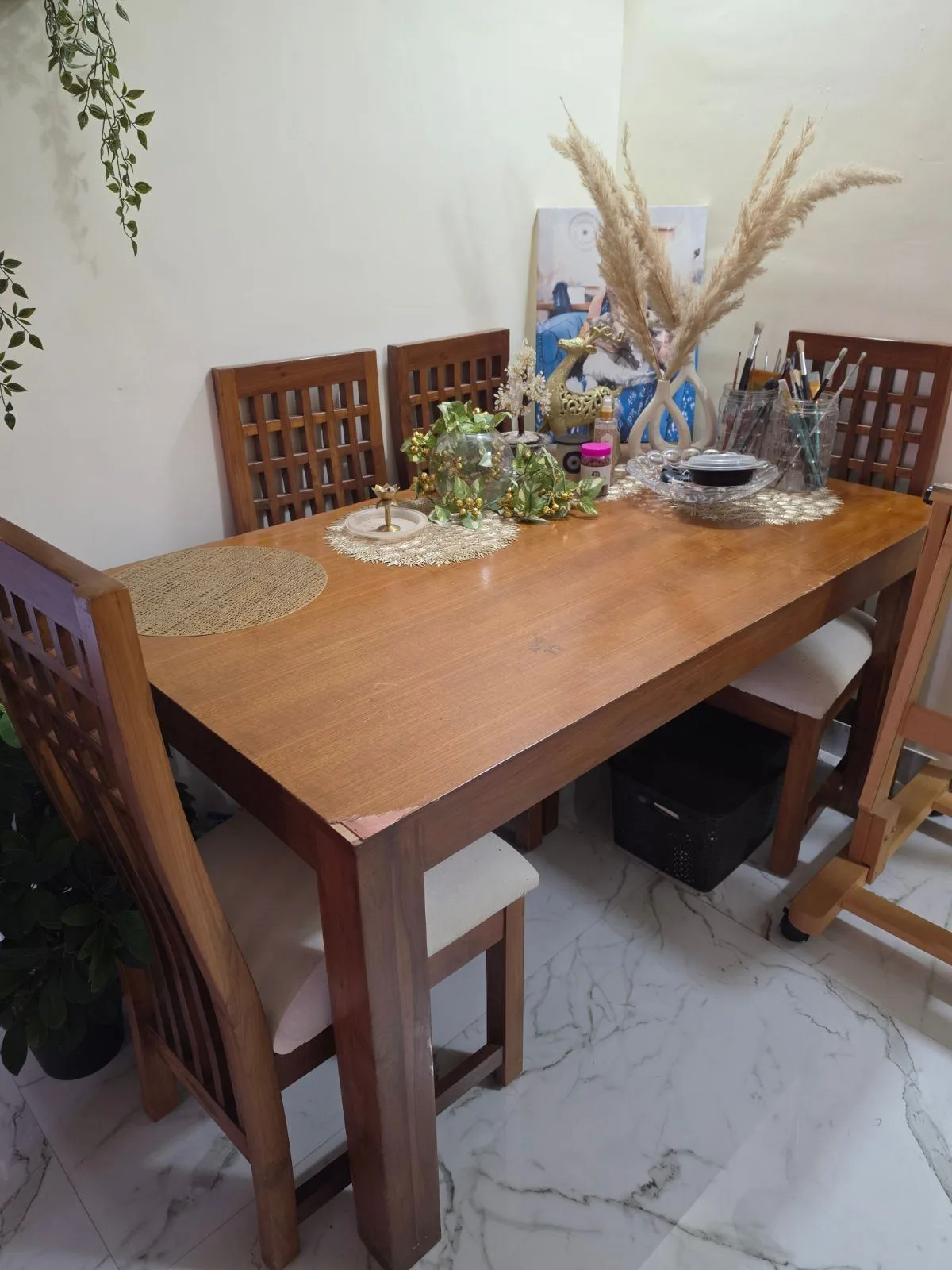 Dining table set 6 seater with Bench — furniture donation in Mumbai — photo 1