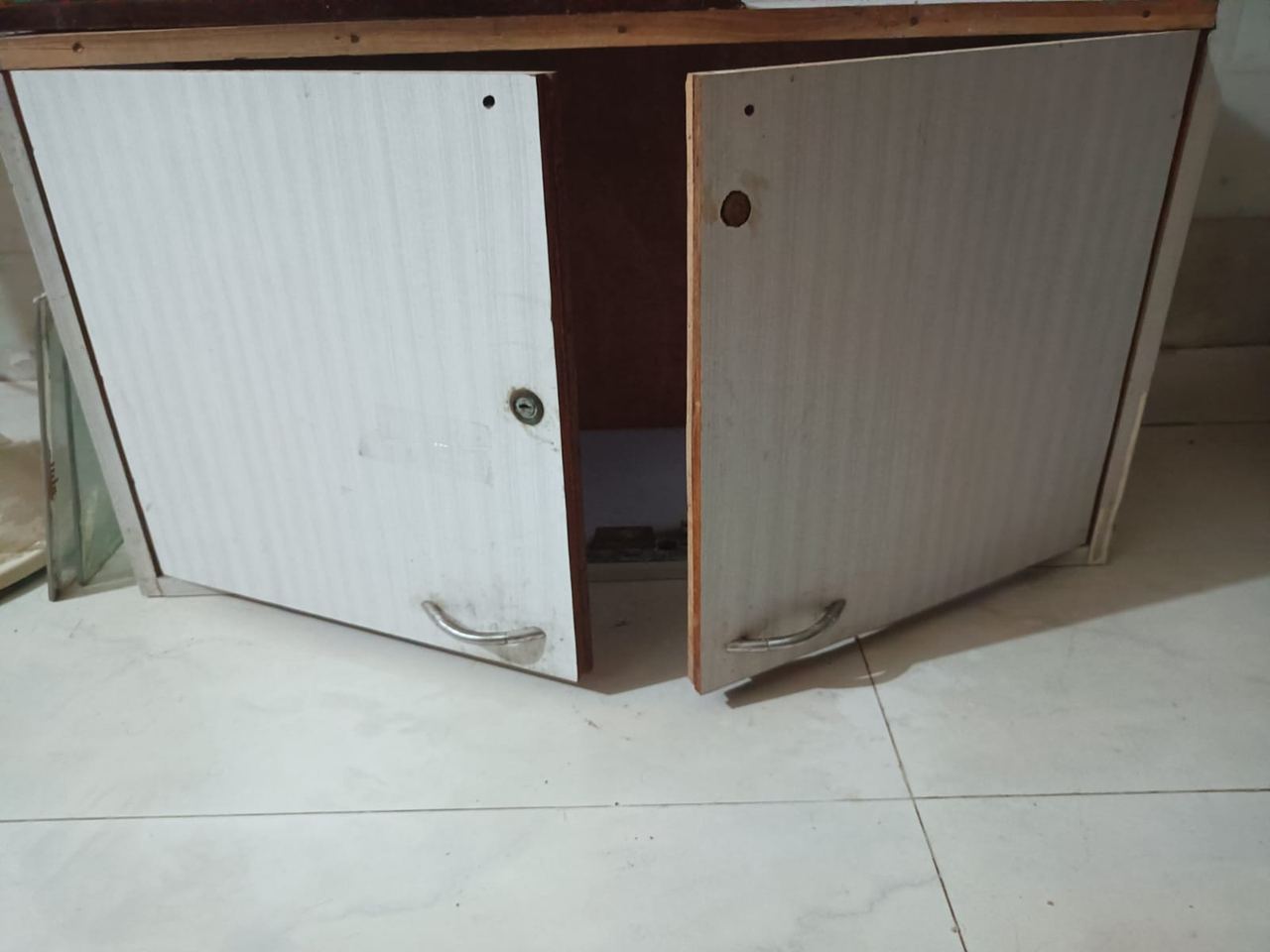 2 Wooden shelf 3x1ft/2x1ft and 2 cot of 2.5x6ft — photo 2