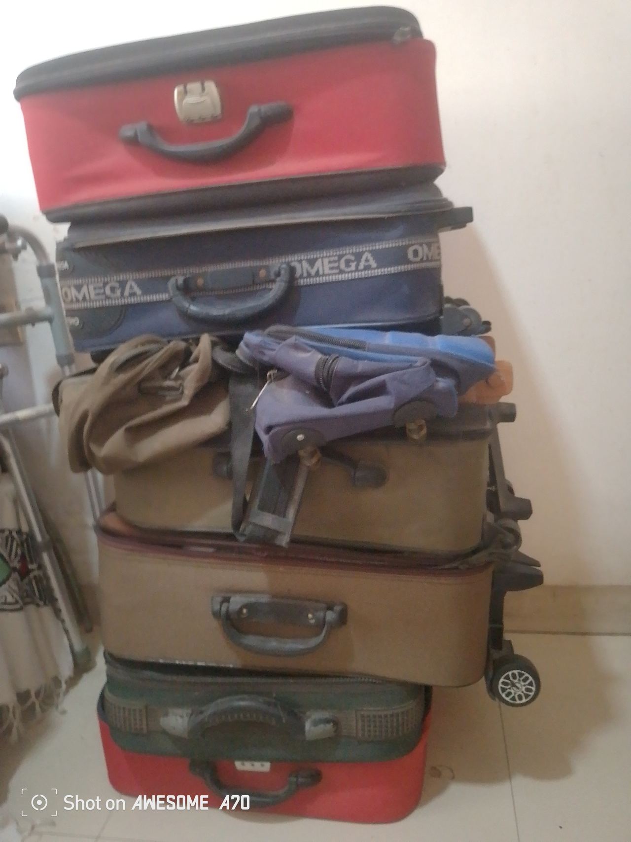 8 bags