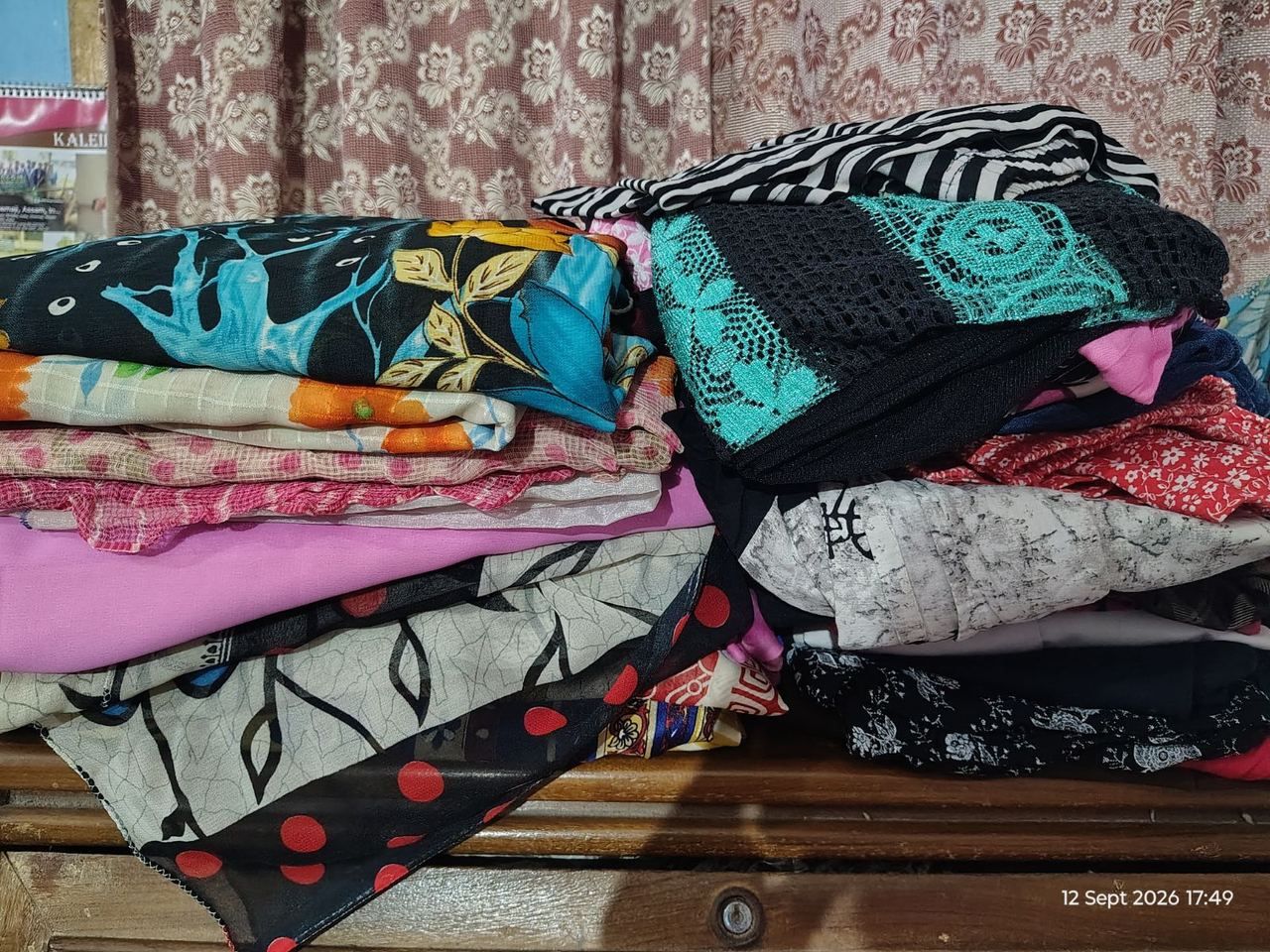 Clothes — photo 3