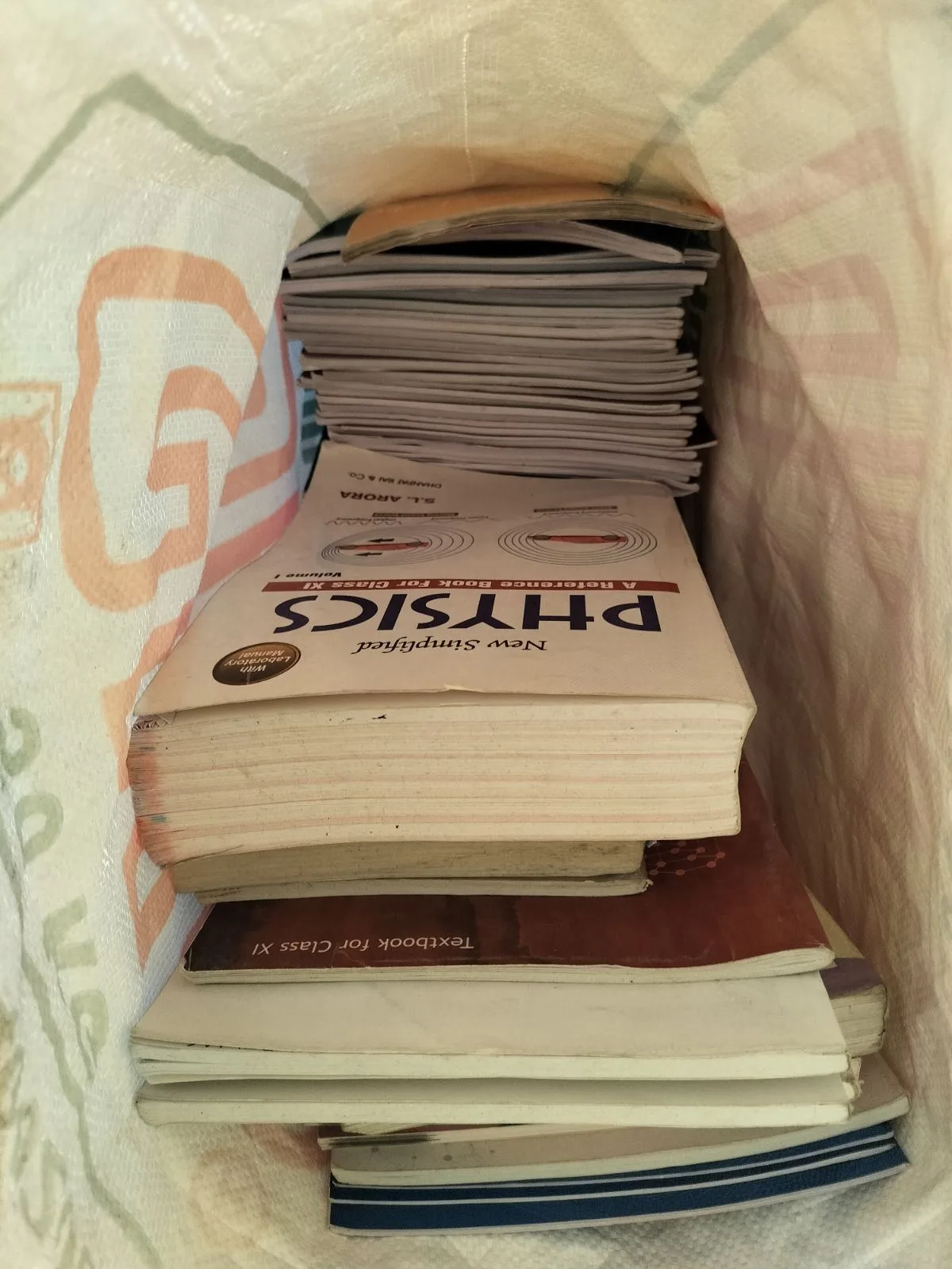 Partial Class 8,9,10,11,12 books, guides and jee study material — photo 2