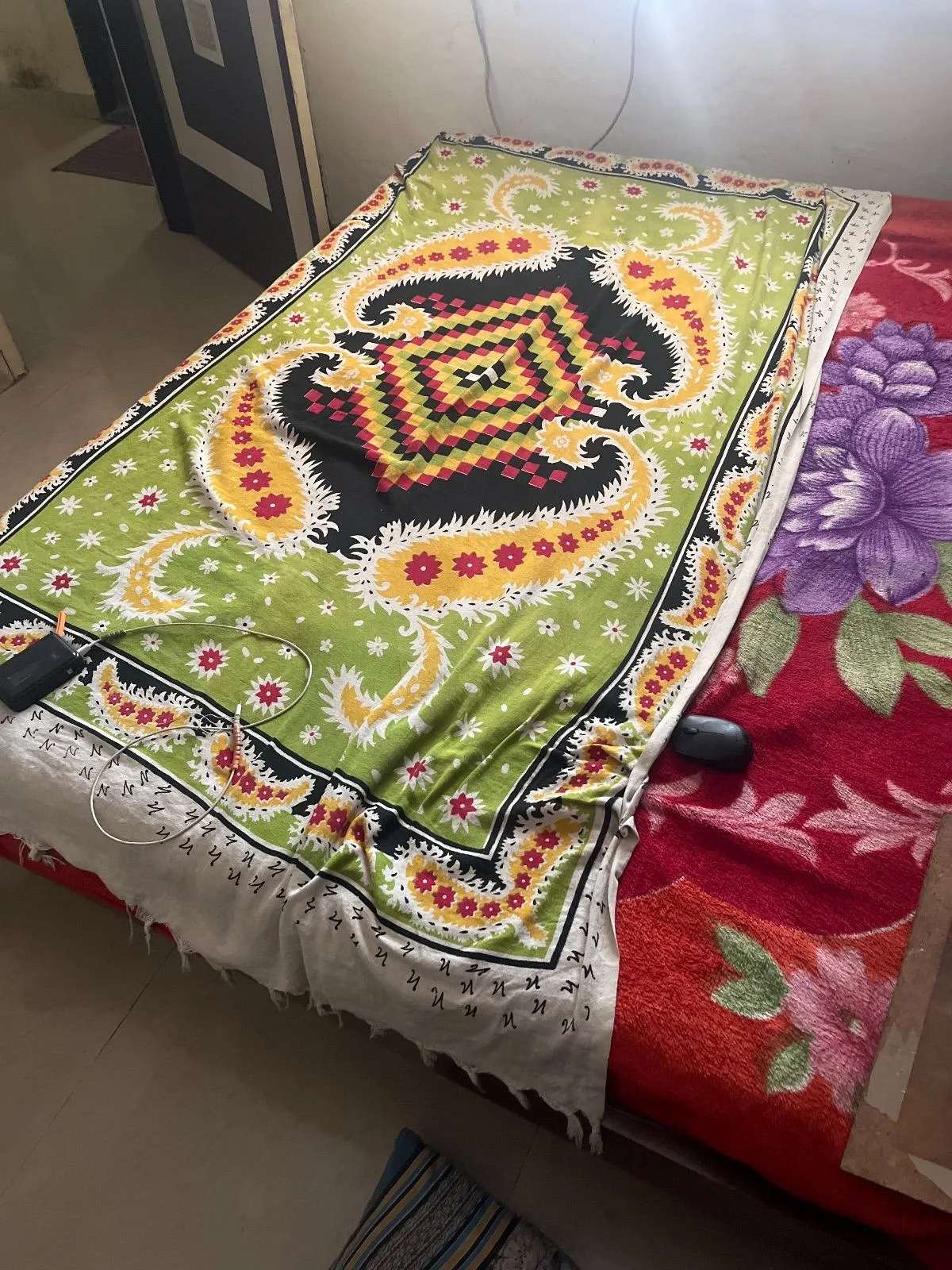 Bed with mattress — photo 2