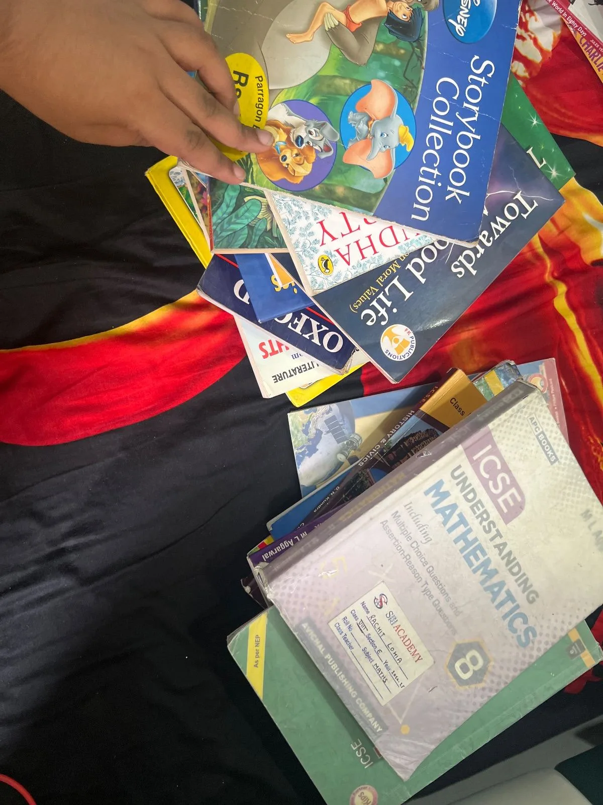 18 books which consist of story books and 1 8 and 1 9 maths books and are good condition 1 class 9 history icse — photo 2