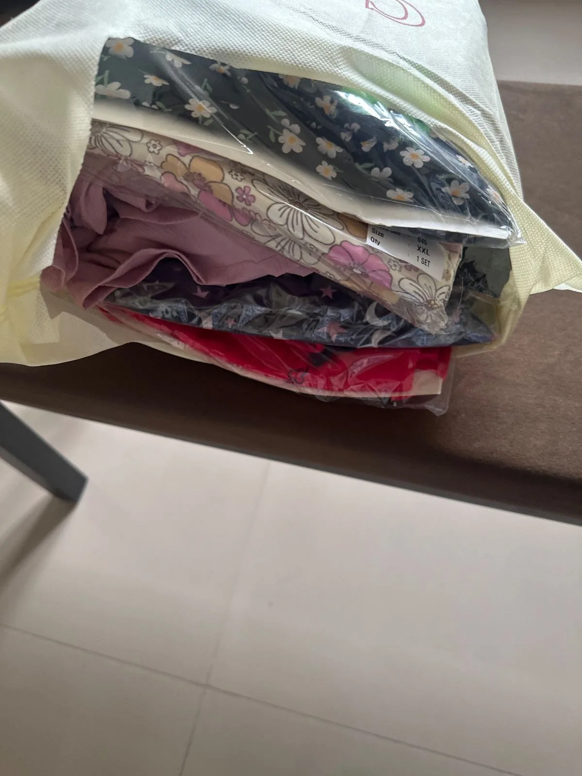 Clothes — photo 2