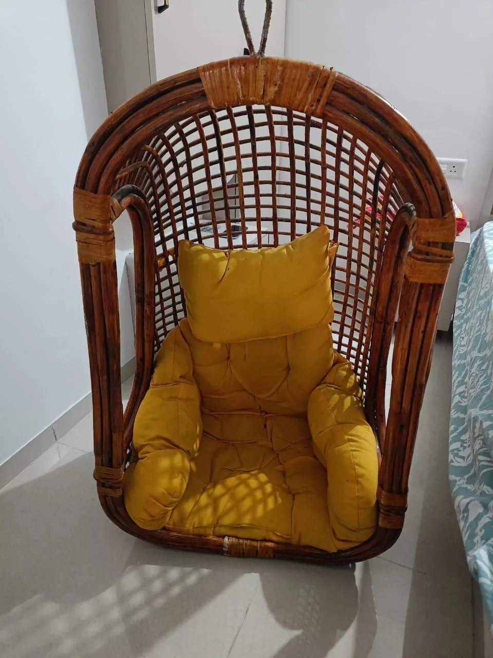Diwan ,swing,teapoi,laptoptable,laptop chair,tub chaira stools — Furniture donation in Secunderabad — photo 4