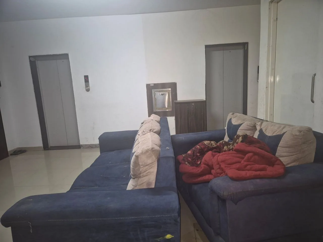 5 seater sofa — photo 3