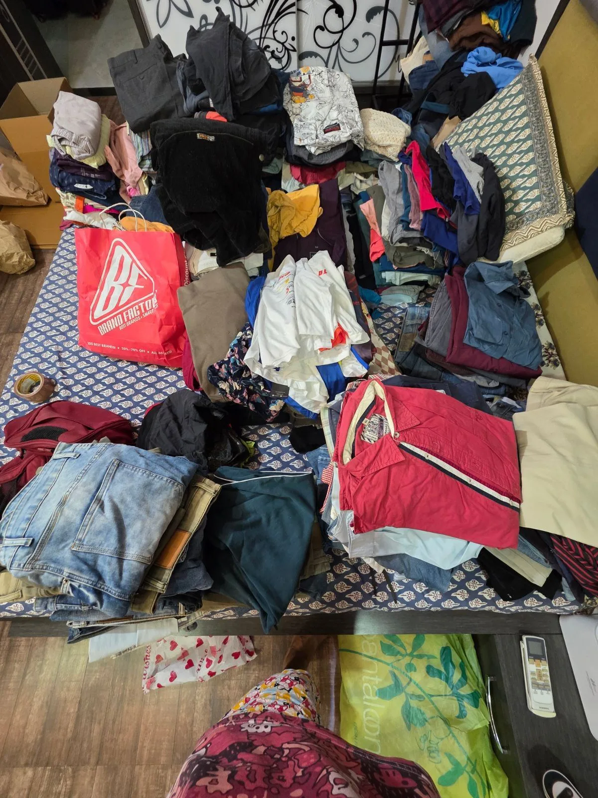 Clothes — photo 2