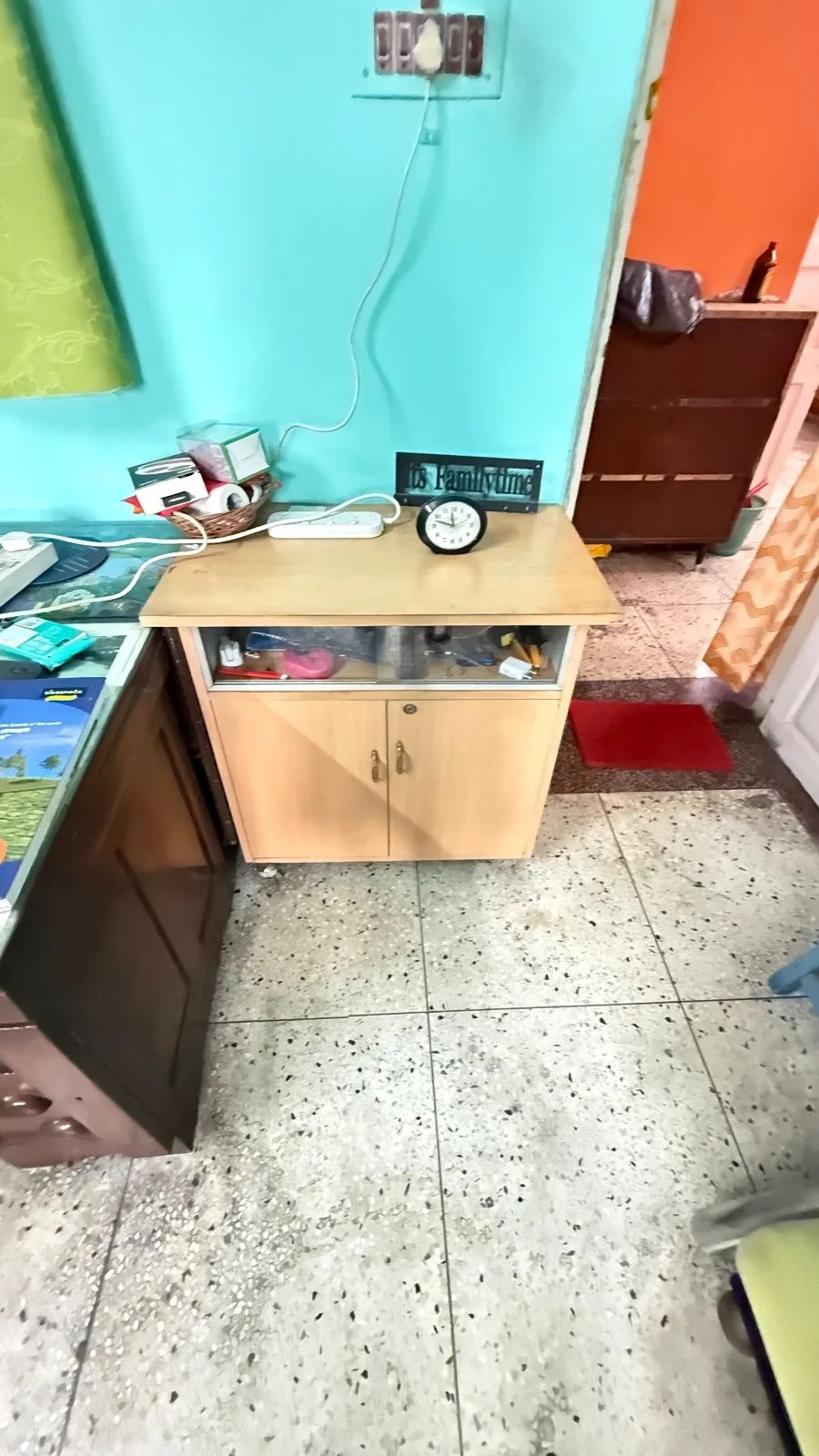 Bed, several cabinets, study tables, — photo 2